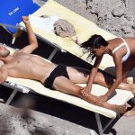 Nicole_Scherzinger_Bikini_Pics_in_Capri_July_7041