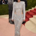 dt.common.streams.StreamServer