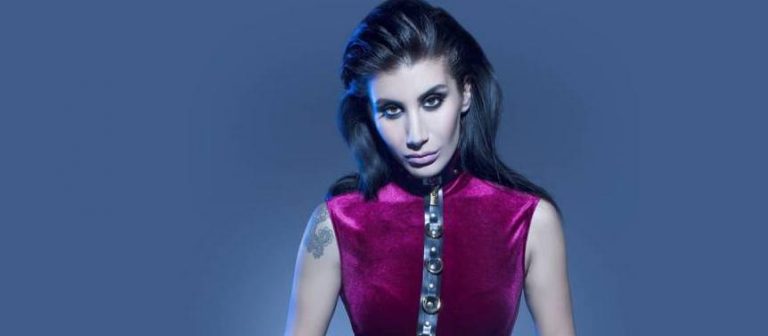 İrem Derici’nin ‘Tektaş’ı Falım manisi çıktı