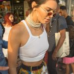 kendall jenner – ice cream store in cannes 20170524 (6)