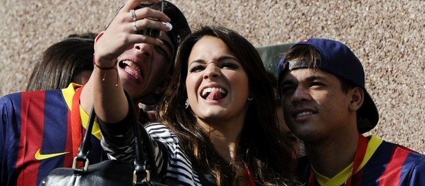 Neymar ile Demi Lovato birlikte mi?