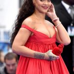Rihanna looks amazing in red at the “Valerian and The City Of a Thousand Planets” premiere