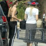 tn-miley-cyrus-tish-malibu-25-jul-17-31