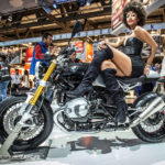 EICMA-2013-girls-BMW-3
