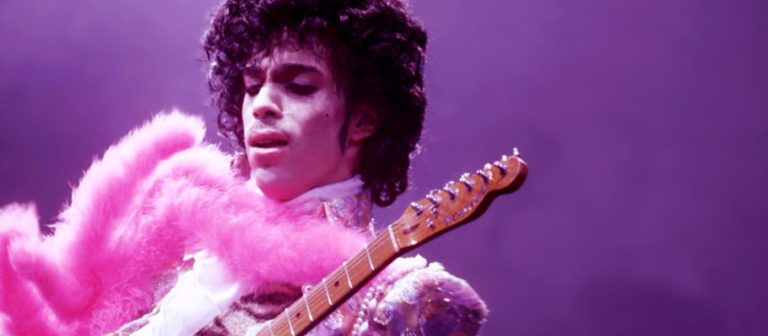 Prince’in “Mor” u ölümsüzleşti