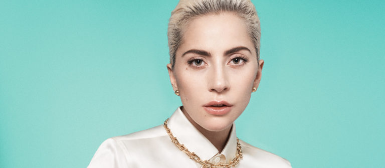 Lady Gaga Hastaneye Kaldırıldı!