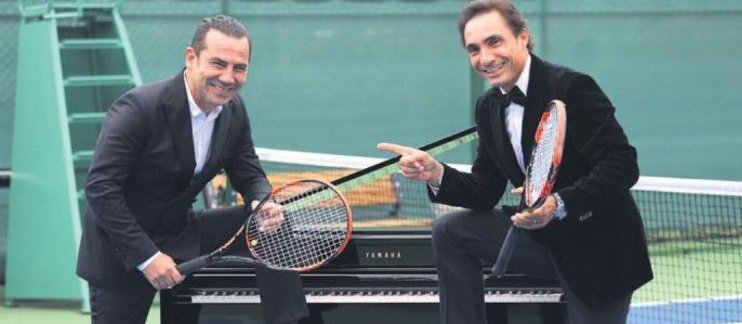 Kortta rakip, sahnede partner