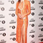 Dua-Lipa–BBC-Radio-1s-Teen-Awards-2016–07-662×1048