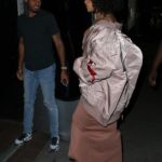 rihanna-arriving-at-a-studio-session-in-new-york-3