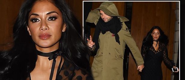 Aşıklar Londra’da kavuştular