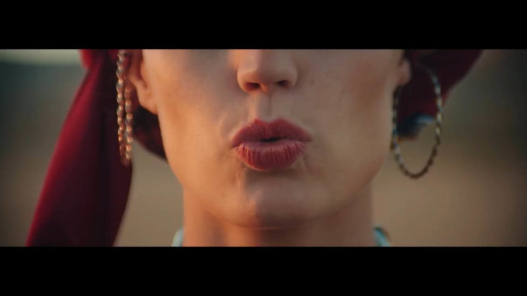 Ofenbach – Katchi  vs. Nick Waterhouse