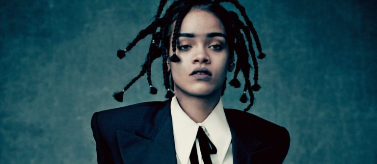 Rihanna, Billboard Rekoru Kırdı!