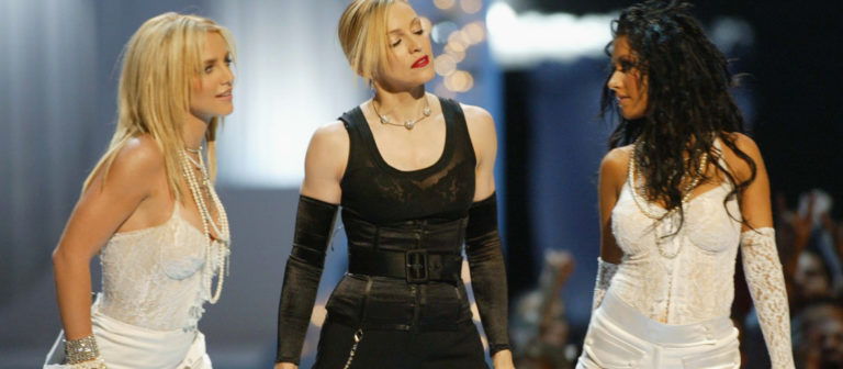 Christina Aguilera: Madonna önümüzü açtı