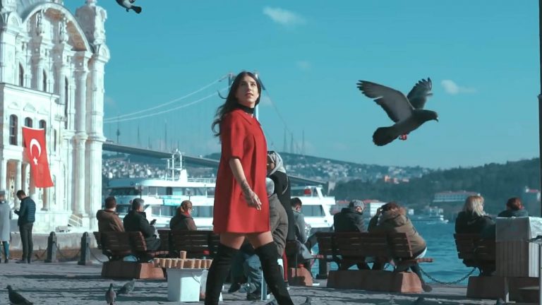 BRIANNA – Lost in Istanbul