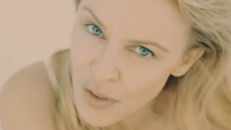 Kylie Minogue - Golden