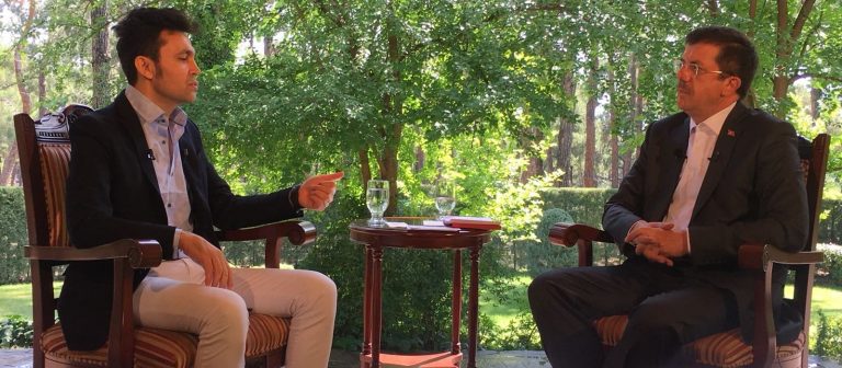 Gençler Soruyor Siyasiler Cevaplıyor