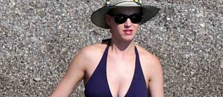 Katy Perry, Ibiza’da Tatilde Görüntülendi