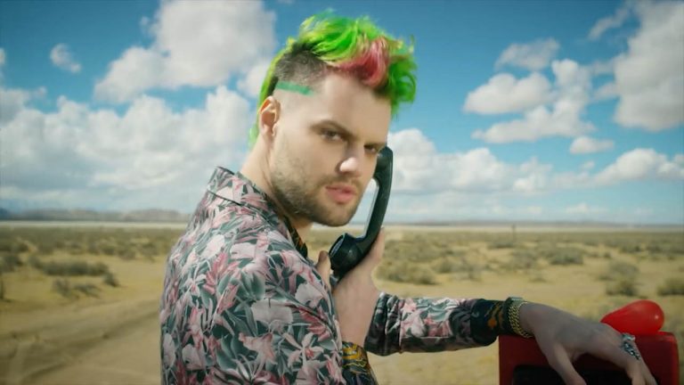 SOFI TUKKER - Batshit