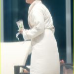 demi-lovato-shows-off-bikini-body-in-miami-08