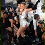 jennifer-lopez-booty-at-fashion-rocks-06