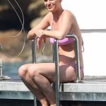 katy-perry-bikini-party-australian-yacht-09-435×580