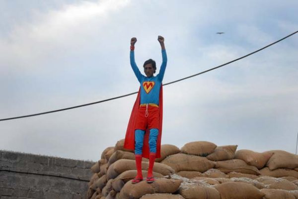 pakistanli-superman-14