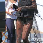 rihanna-hot-in-france–06-720×1460