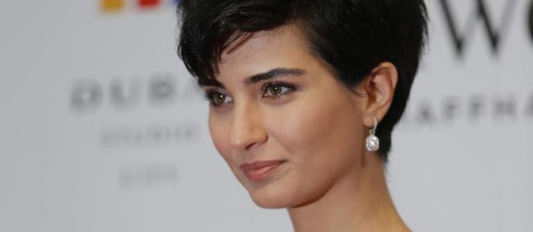 Tuba Büyüküstün IMDb Listesinin Zirvesinde