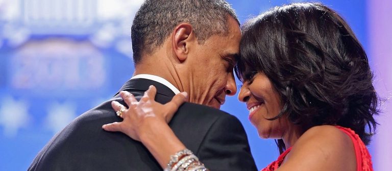 Beyonce konserinde Obama çifti dans etti