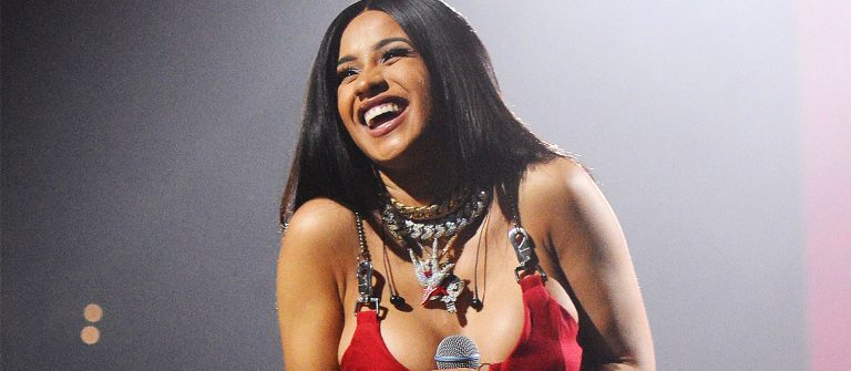 Cardi B Yine Tarih Yazdı!