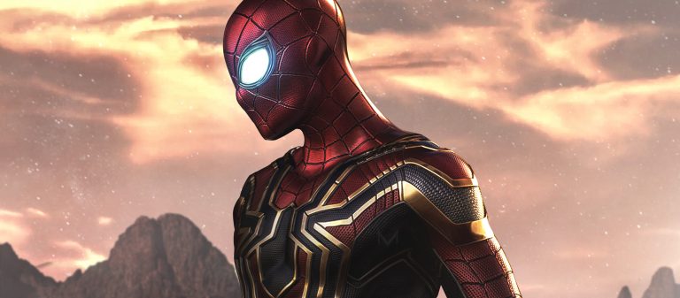 Merakla beklenen filmde ilk adım