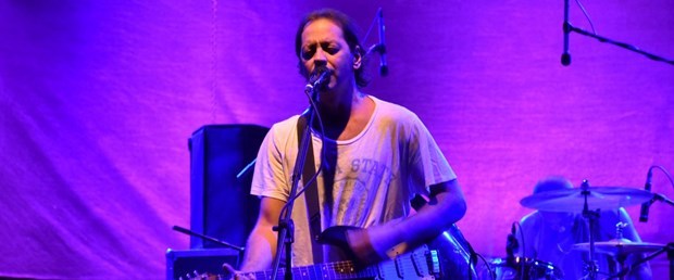 Kaan Tangöze söyledi, Kıvılcım Ural ayakta alkışladı