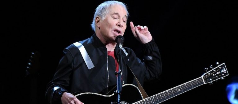 Efsane şarkıcı Paul Simon’dan New York’ta veda konseri
