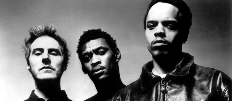 Massive Attack, yayın formatlarını zorlamaya devam ediyor!