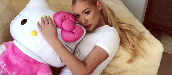 Iggy Azalea gece pozuyla olay oldu