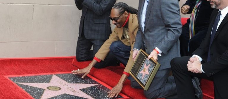 Snoop Dogg Şöhretler Kaldırımı’nda yıldız sahibi