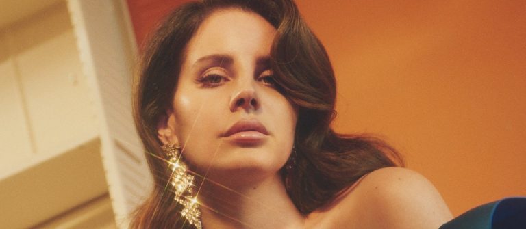 Lana Del Rey albümünden yeni şarkı paylaştı