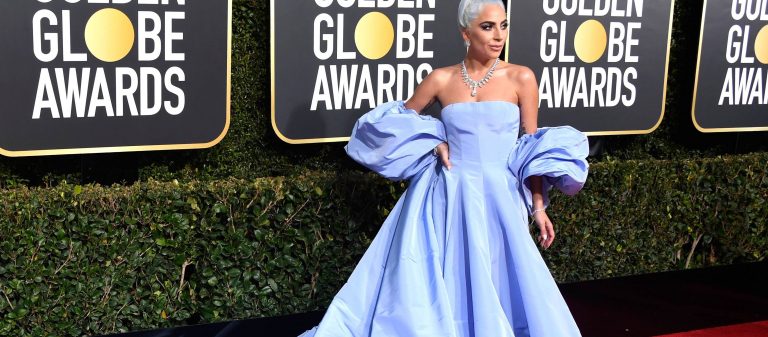 Lady Gaga’nın Altın Küre’deki elbisesinin anlamı