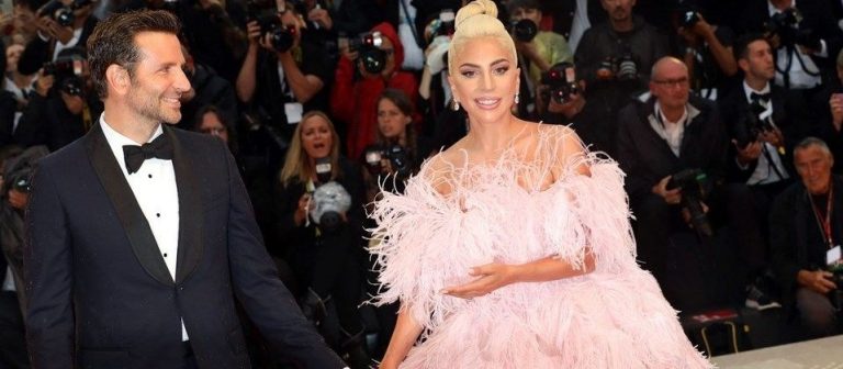 Lady Gaga’dan Bradley Cooper’a destek