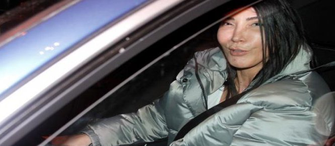 Sıfır makyaj Hande!