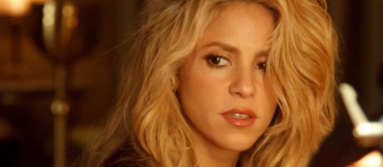 Shakira hakim karşısına çıktı