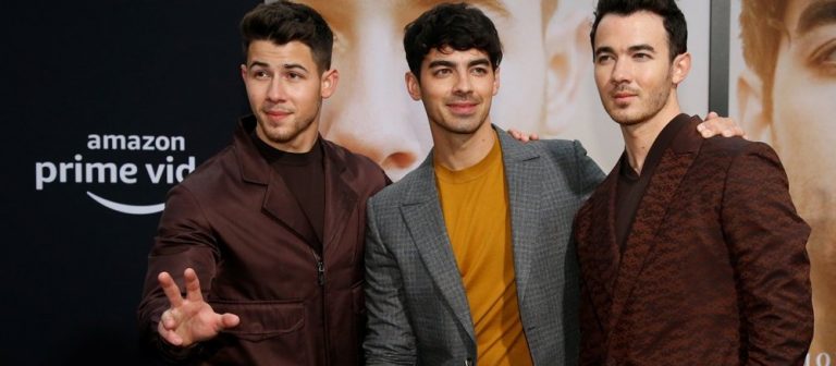 ‘Jonas Brothers’ belgeselinin galası yapıldı