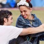 ,f-fbHQKxgE6Fkhnhf-Hm9g-001