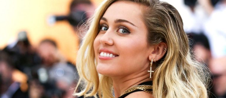 Miley Cyrus: Teşekkürler yeni ay