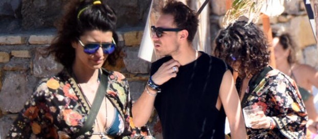 Beren Saat’in DJ Maga ile fotoğrafları ortaya çıktı