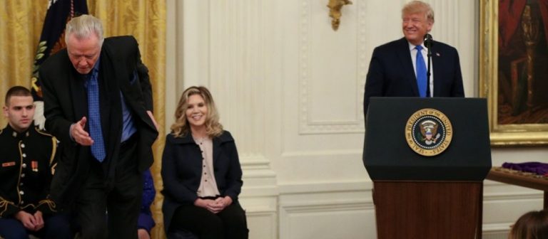 Jon Voight’tan Beyaz Saray dansı