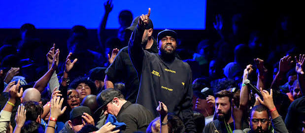 Kanye West Billboard listesinde lider