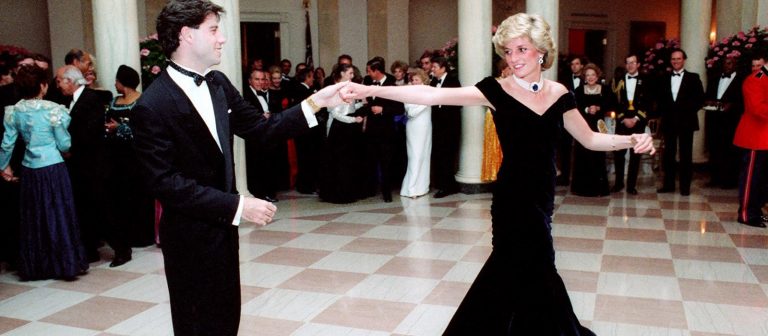 Prenses Diana’nın elbisesi satışta