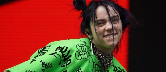 Billie Eilish Bond tarihine geçti