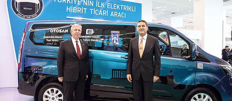 Türkiye’nin ilk yerli, elektrikli ticari aracı